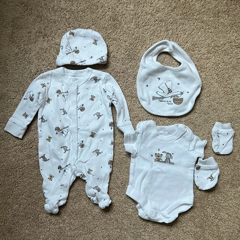 Rock a Bye Baby Boutique Newborn set - Picture 1 of 5